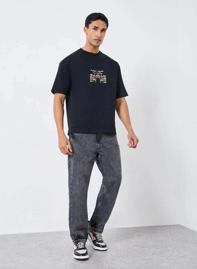 Men Grey Mid Wash Relaxed Fit Jeans